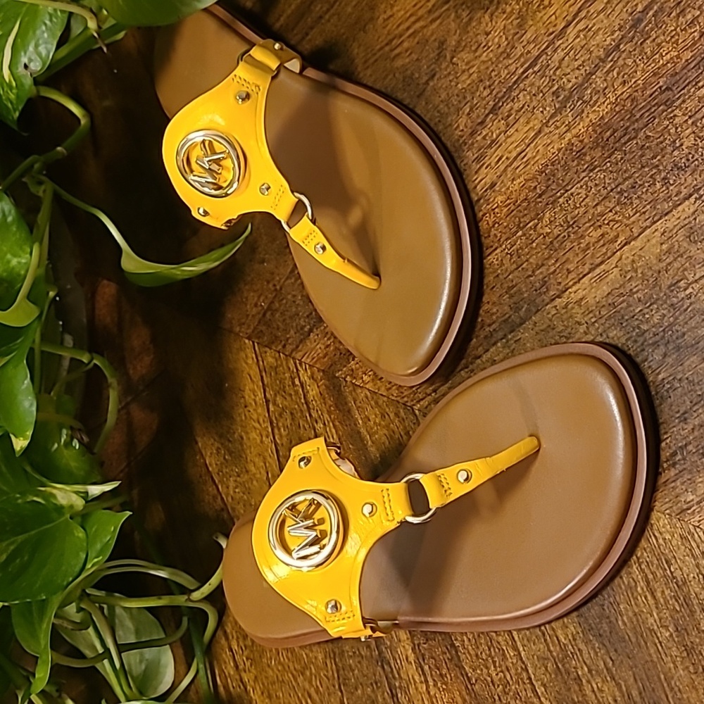 Michael Kors Conway sandals